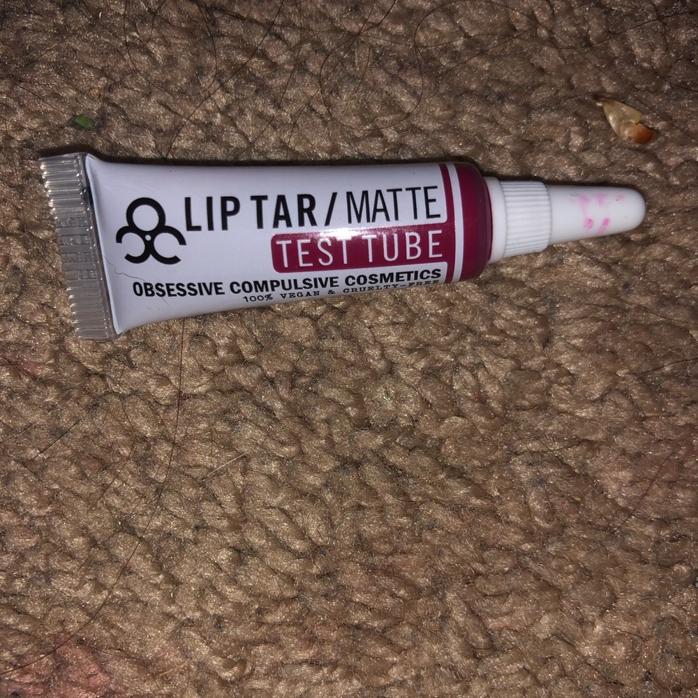 Obsessive Compulsive Cosmetics Lip Tar sample
